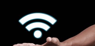 Illustrazione di mano con il simbolo del wi-fi